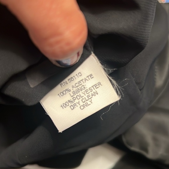 David Meister, black blouse, ruched front, zips up left side, size 8, STUNNING - Picture 7 of 13